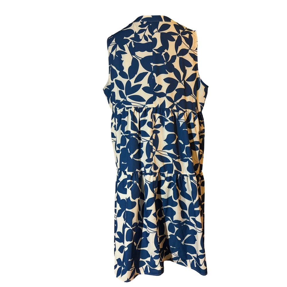 SHEIN Tiered Babydoll Dress Womens XL Navy Blue White Floral Leaf Sleeveless EX - Picture 2 of 7